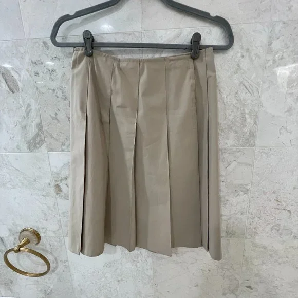 PRADA {40} Skirt Khaki Wrap Pleated Knee-Length - Picture 3 of 5
